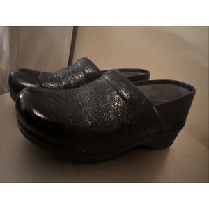 Dansko XP Size 38 Comfy Black Clogs Flower Pattern Professional Classic Floral